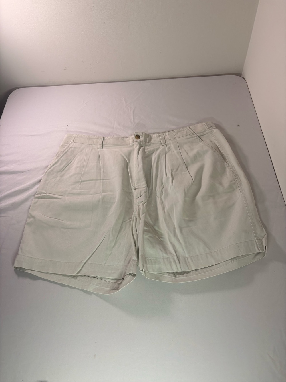 Adolfo Cream High-Rise Tailored Bermuda Shorts(ub3)